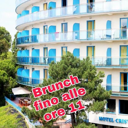 Hotel Cristallo ลินญาโน ซับเบียโดโร ภายนอก รูปภาพ