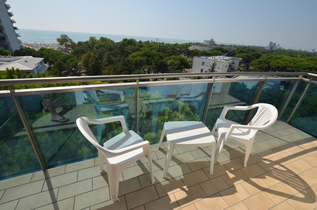 Hotel Cristallo ลินญาโน ซับเบียโดโร ภายนอก รูปภาพ