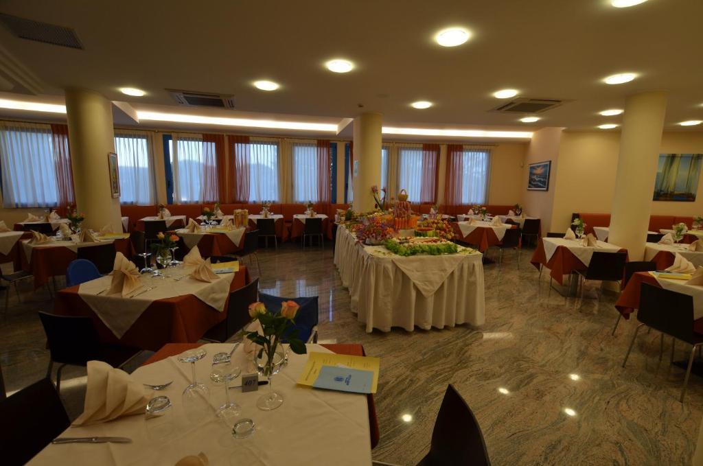Hotel Cristallo ลินญาโน ซับเบียโดโร ภายนอก รูปภาพ